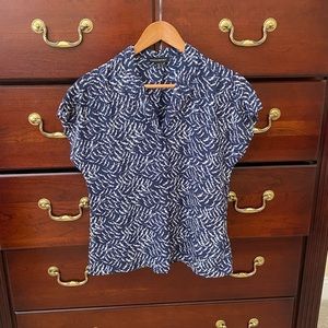 Like New - Banana Republic blouse